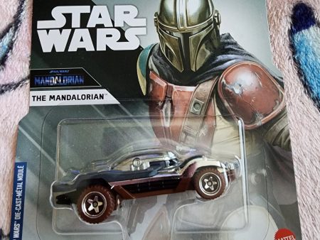 Hot Wheels Star Wars Character Cars Mandalorian on Sale