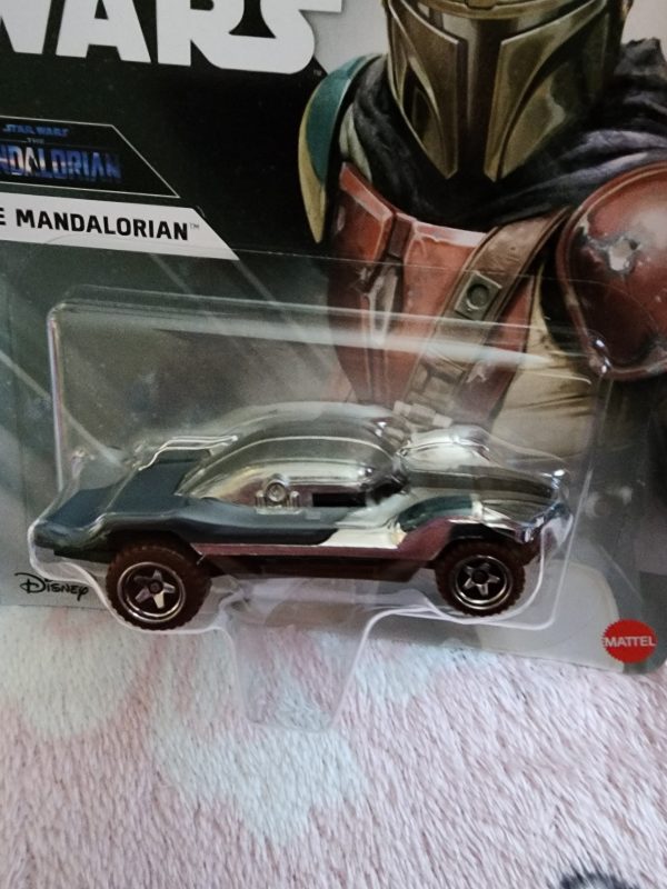 Hot Wheels Star Wars Character Cars Mandalorian on Sale